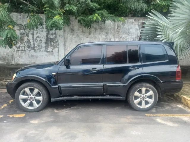 Mitsubishi Pajero 2005