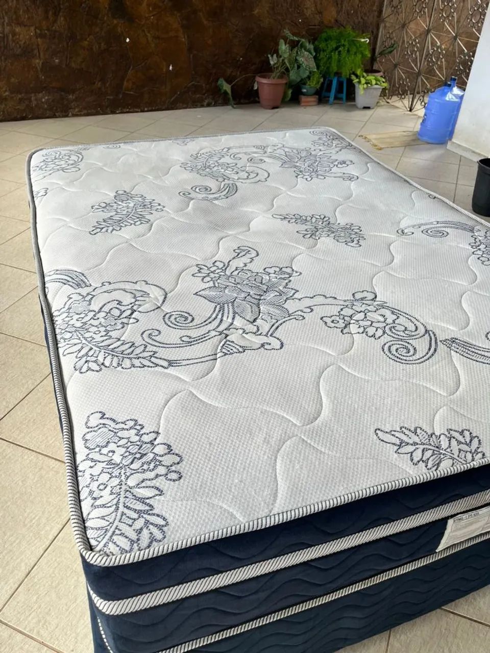 Cama Box470981207917875205