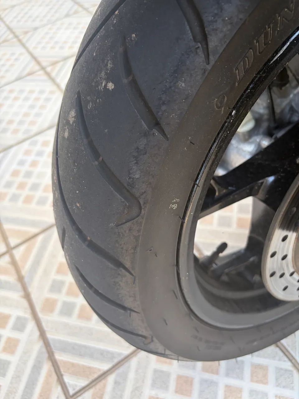 Vendo Yamaha xMax muito bem conservada ! - Foto 2