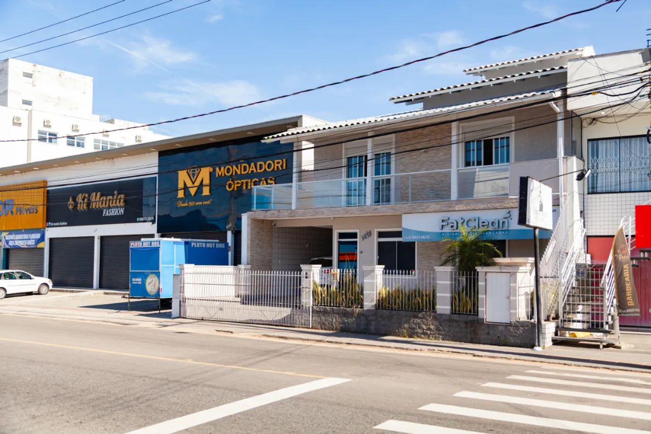 Casa para venda em Forquilhinha com 4 quartos, sendo 1 suíte, 580m² - Foto 2