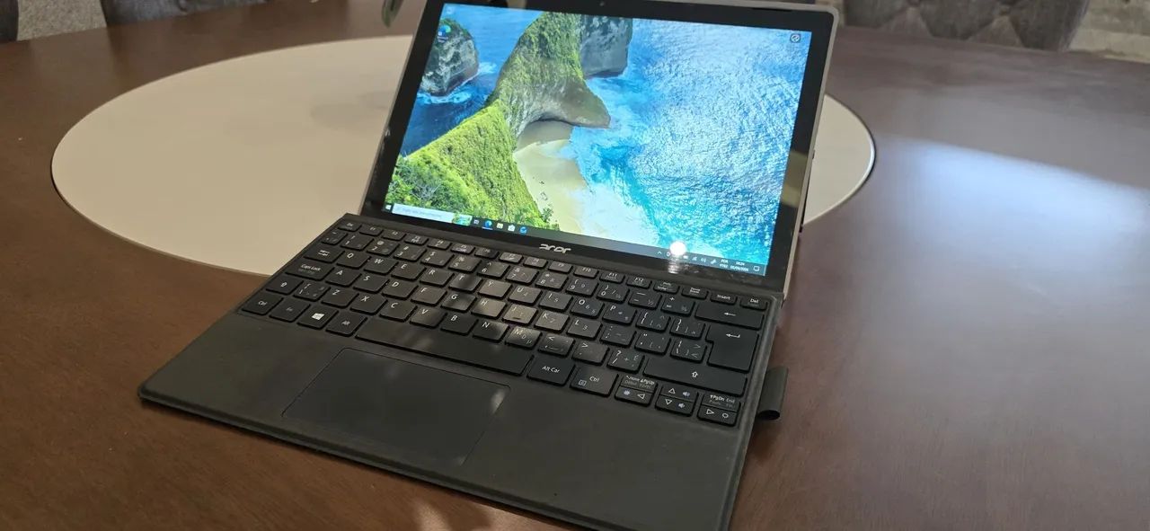 Notebook 2x1 Acer! Super rápido! 