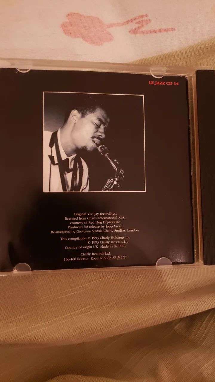 CD DE JAZZ ERIC DOLPHY IMPORTADO  - Foto 3