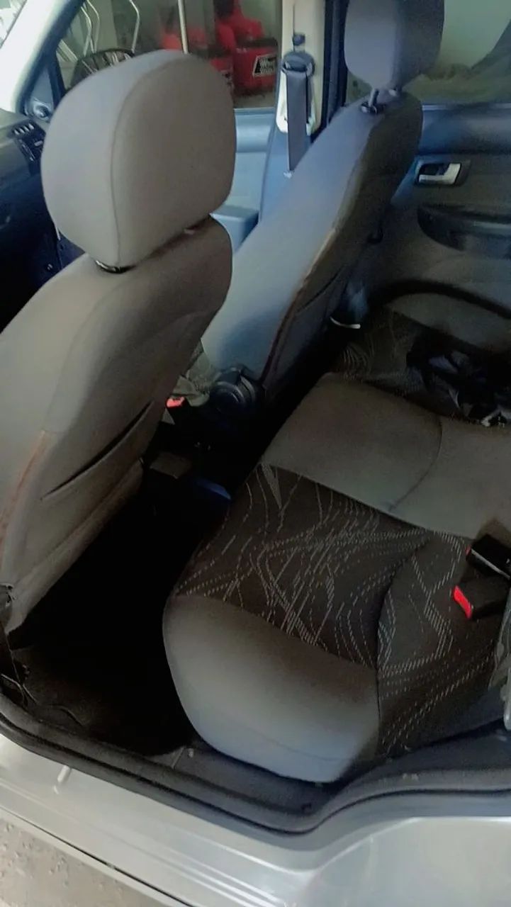 Chevrolet Spin LT 1.8 8V Econo.flex 5P Mec. 2014 - Foto 3