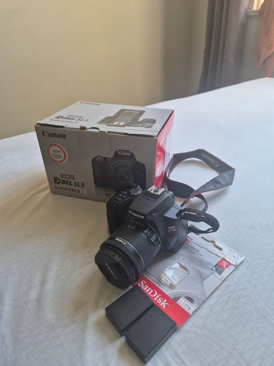 Camera Cannon SL3 - Foto 2