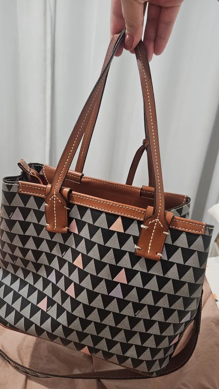 Bolsa Schutz Triangle original - Foto 3