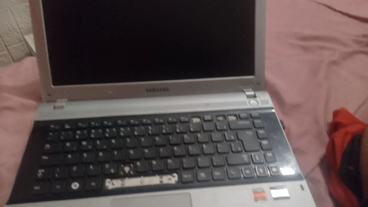 Notebook Samsung para retirada de peças  - Foto 3