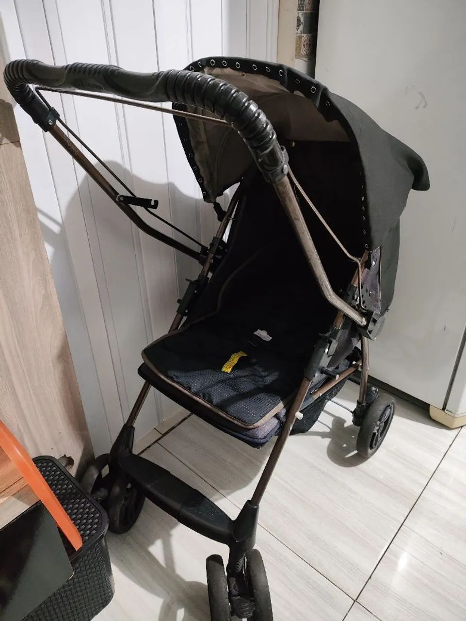 Carrinho e roupinhas de bebe, unissex  - Foto 3