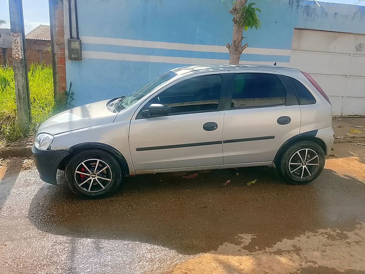 Chevrolet Corsa Hatchback 1.0 MPFI 8V 71cv 5P 2003