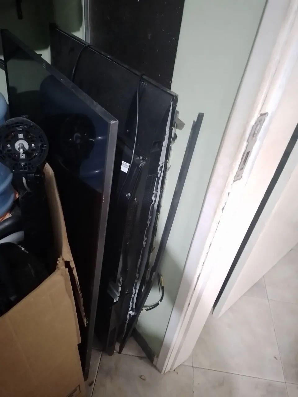 TVs com defeitos tudo - Foto 2