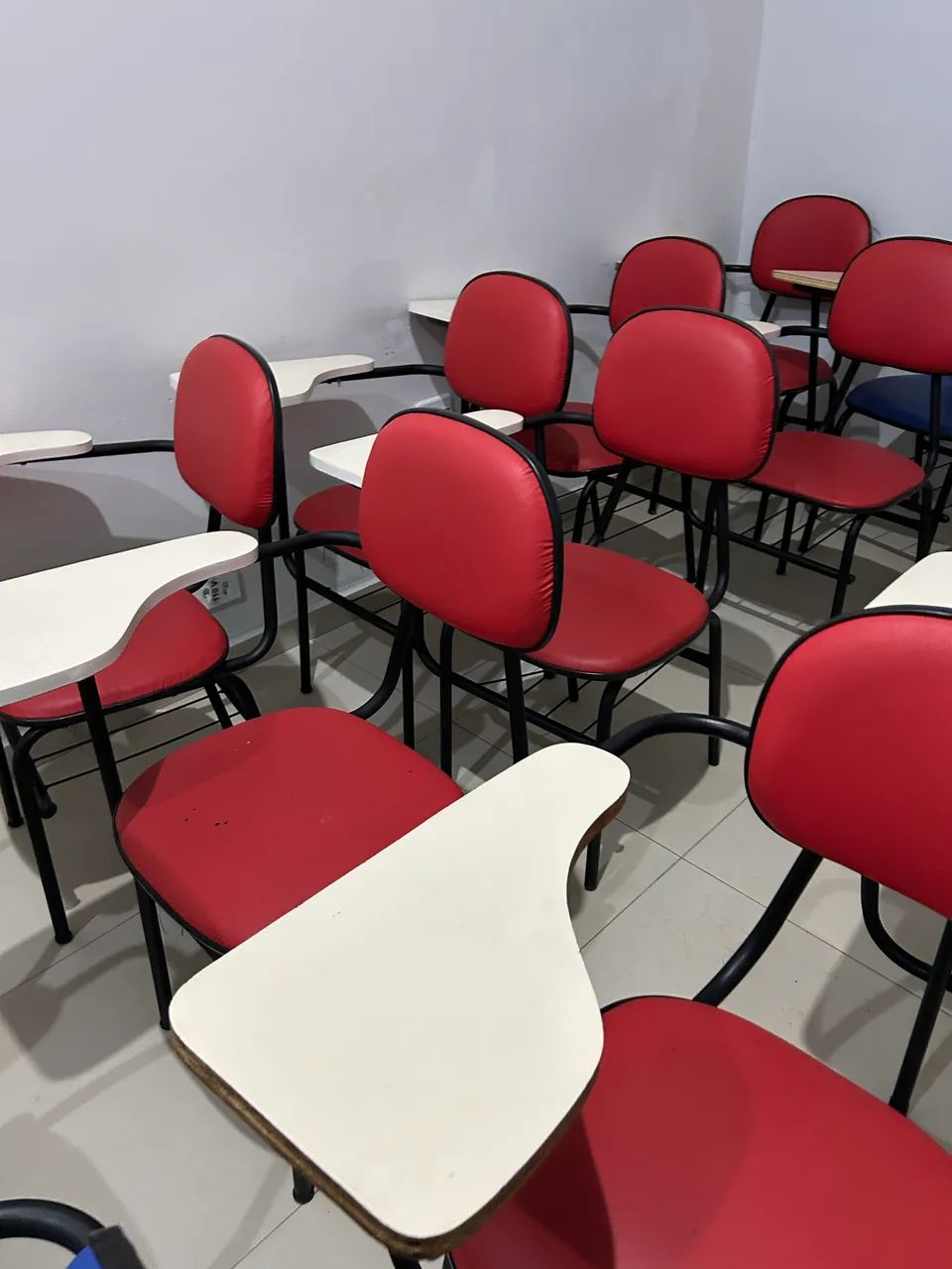 CADEIRA FIX E UNIVERSITÁRIAS  - Foto 4