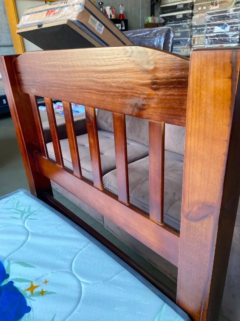 CAMA DE MADEIRA SOLTEIRO - Foto 2