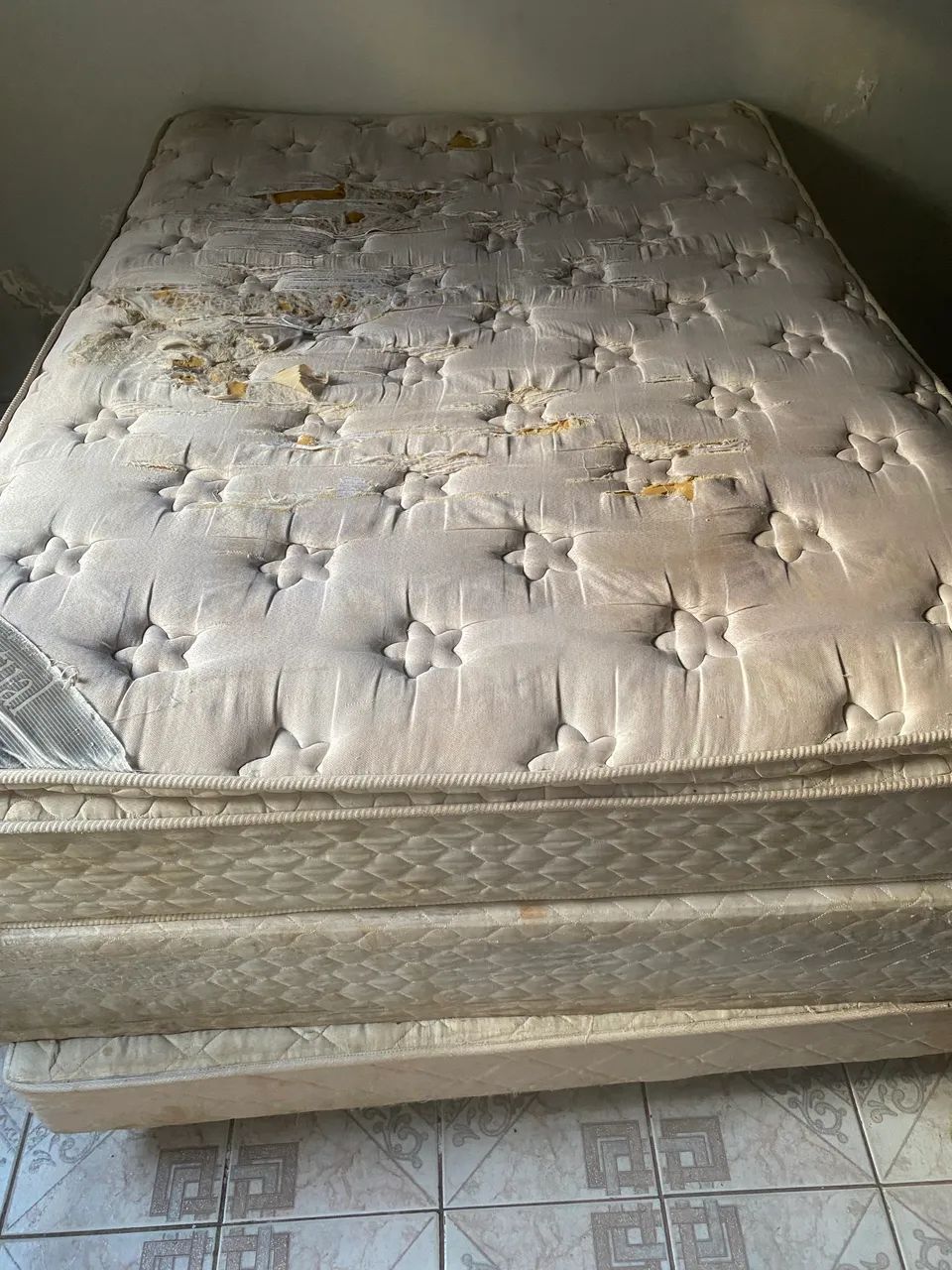 Cama casal 