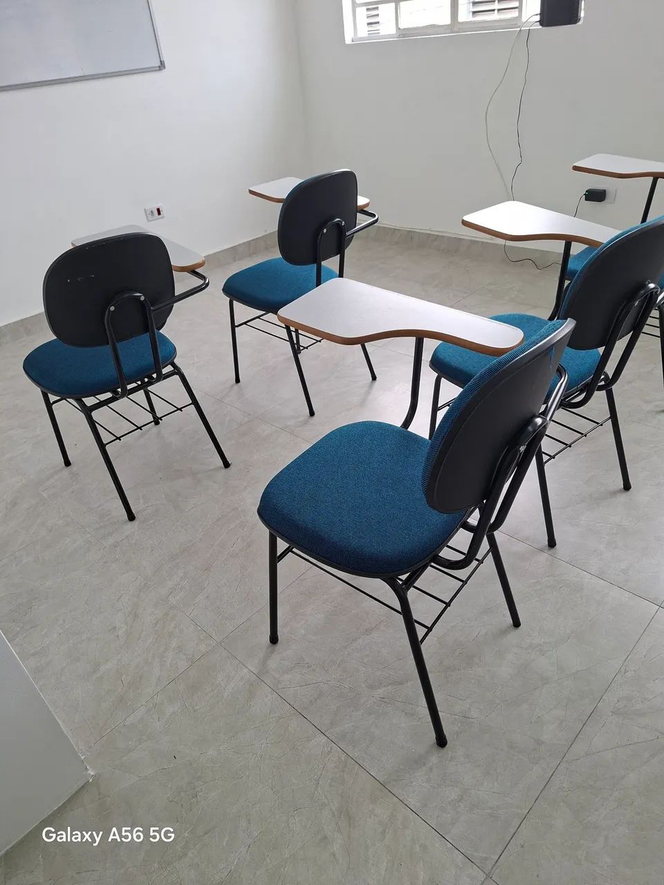 Cadeiras universitárias 