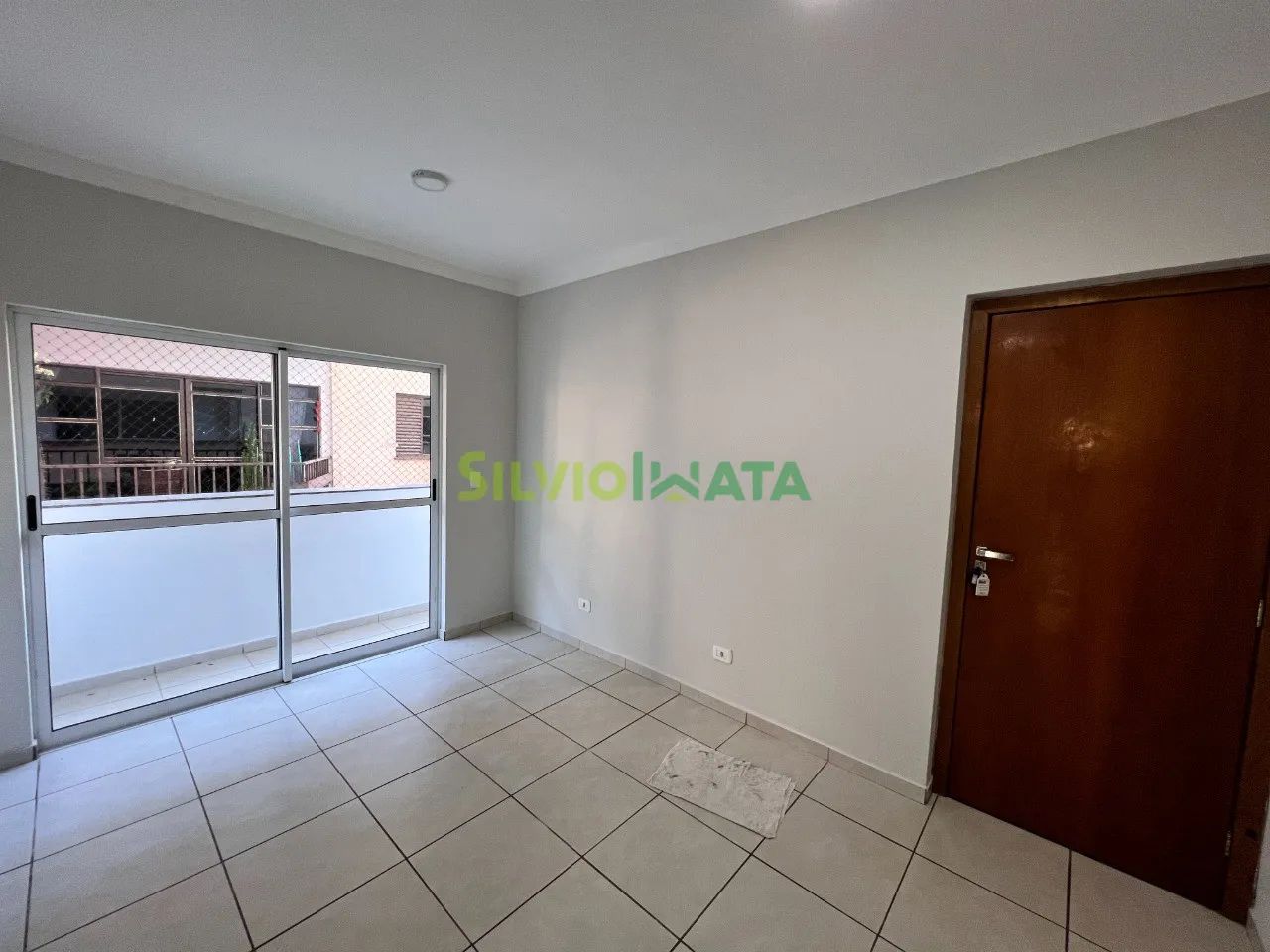 EXCELENTE APARTAMENTO, 02 QUARTOS SENDO 01 SUÍTE PARA MORAR NO EDIFÍCIO D'ANGELIS, PRÓXIMO - Foto 2