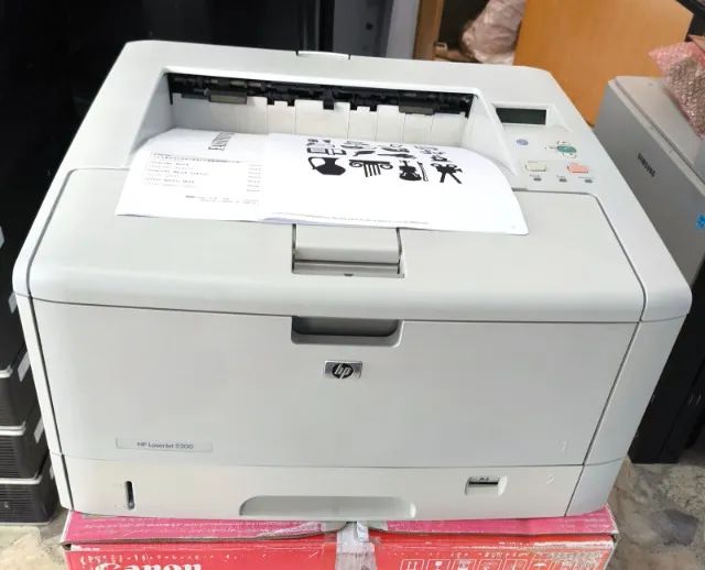Impressora A3 HP LaserJet 5200 - Foto 2