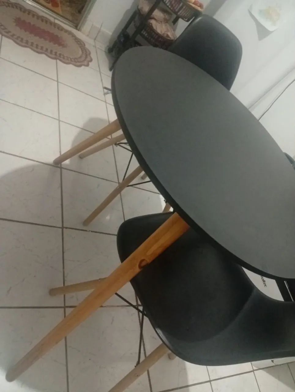Mesa com cadeiras