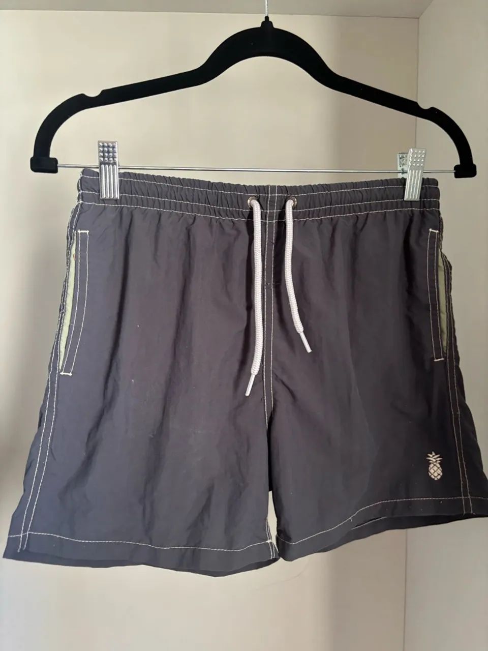 Short Pineapple 14