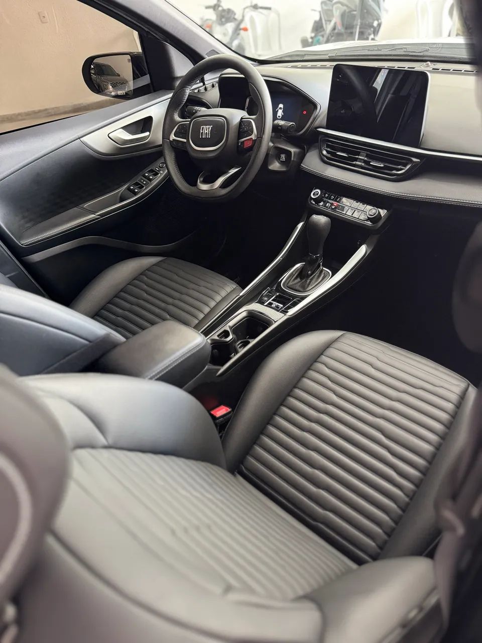 Fiat Fastback Abarth Turbo Flex 1.3 Aut. 2024 - Foto 2