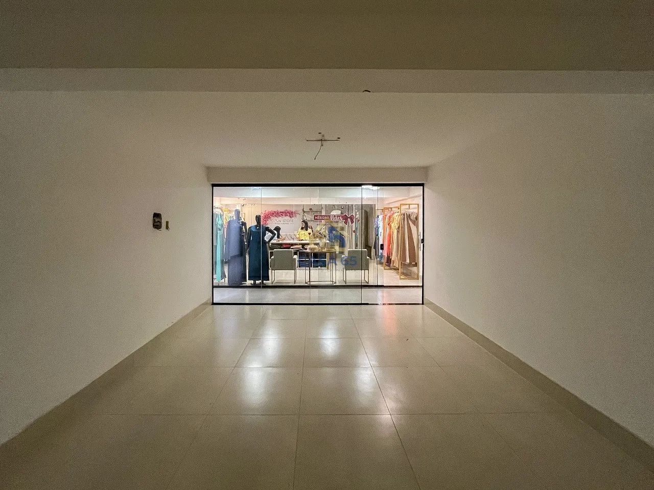 SALA COMERCIAL DE 23 M² NO JARDIM LEBLON - LOCAÇÃO - Foto 3