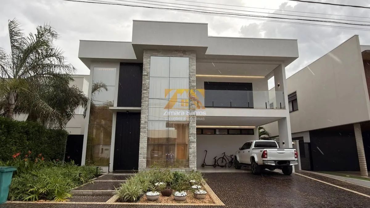 Sobrado com 4 Quartos à Venda, Plano Diretor Sul - Palmas