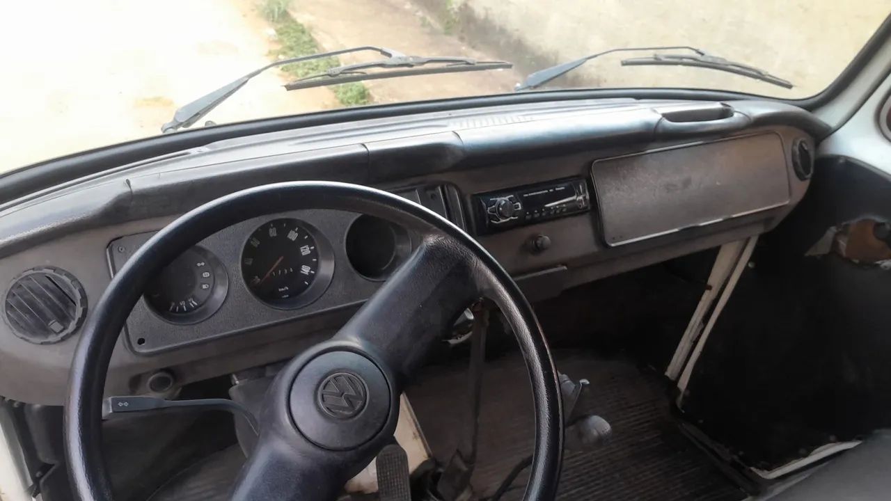Volkswagen Kombi Kombi Standard/ Luxo/ Série Prata 1999