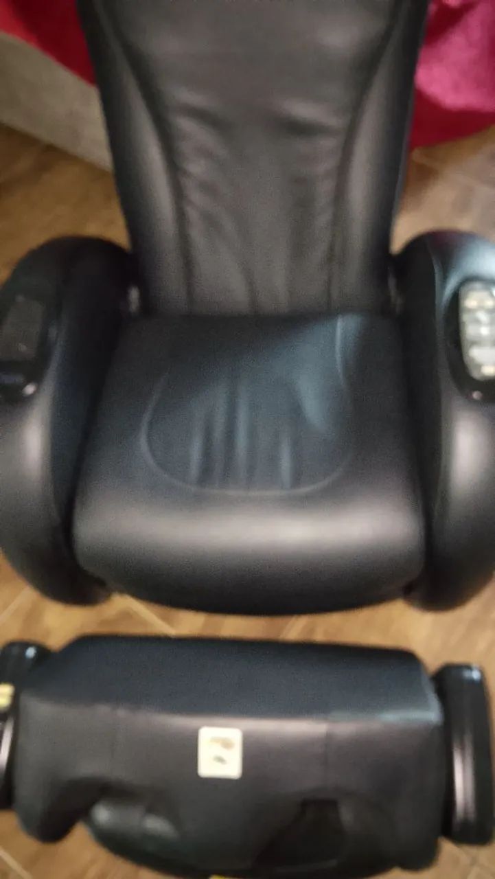 Poltrona Massageadora Vip Relaxmedic Couro 220 V ( Para Pessoas Exigentes) - Foto 4