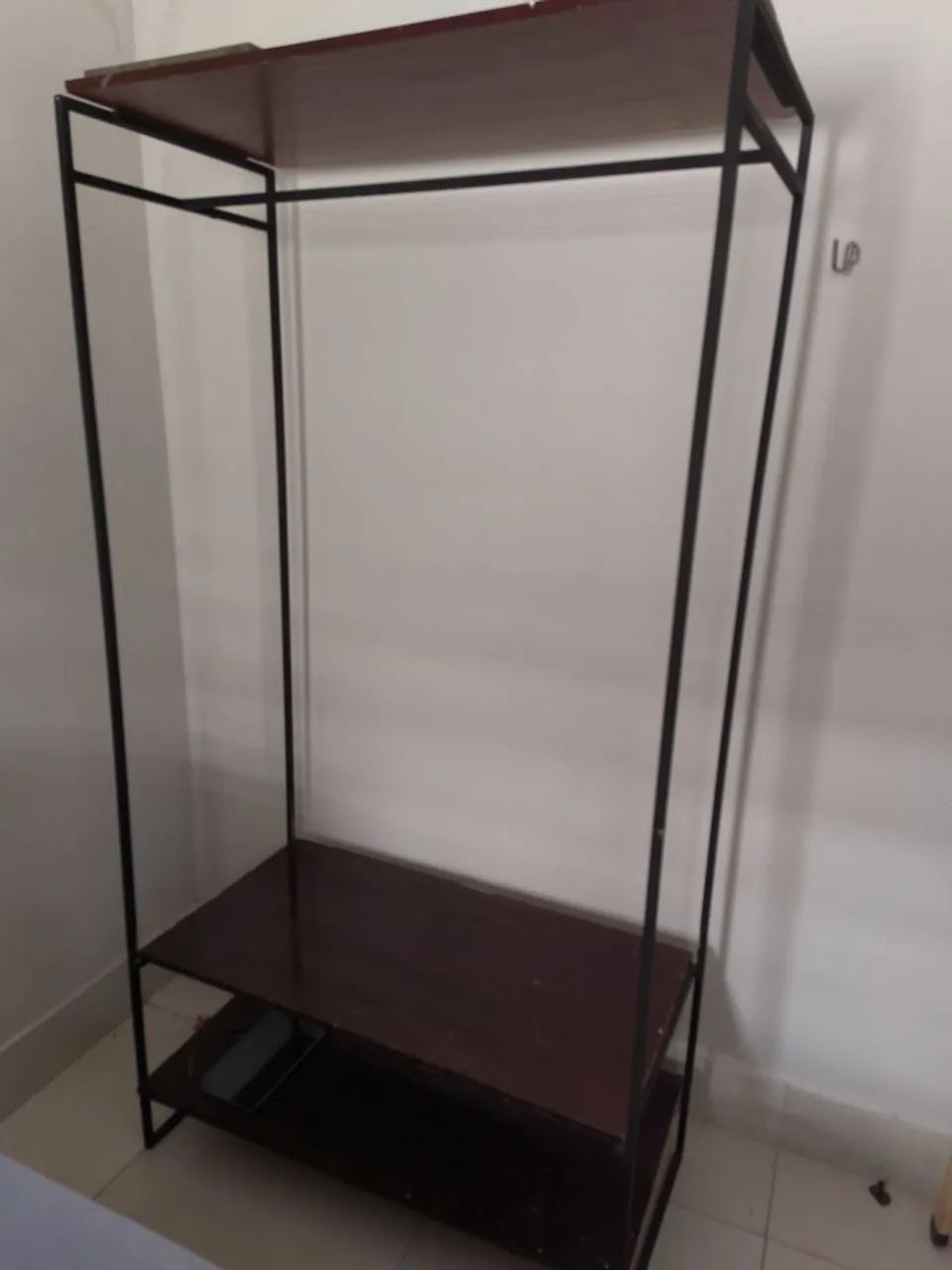 Guarda roupa closet metálico 