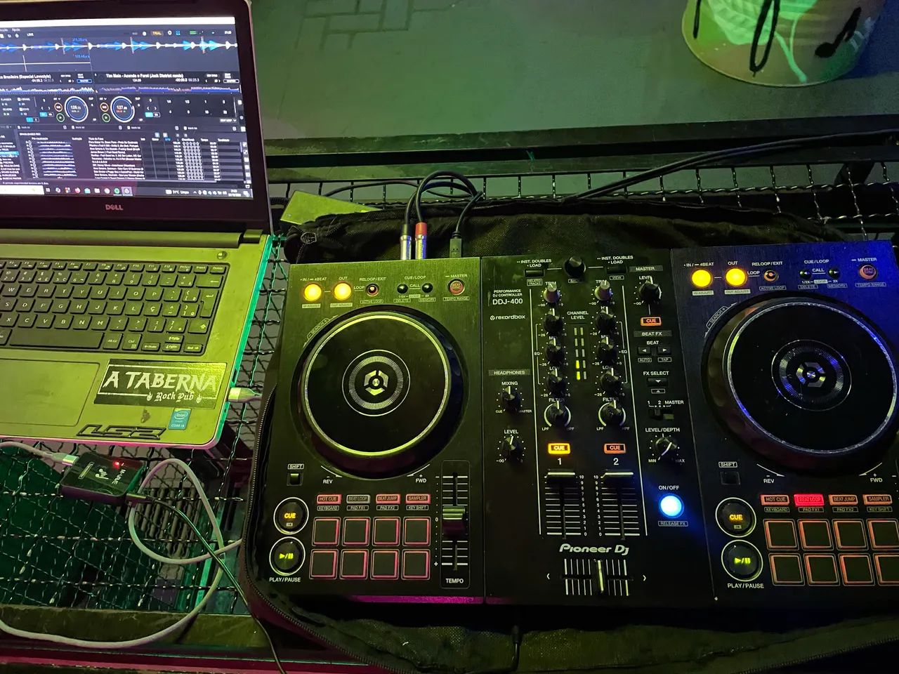 Controladora DDJ 400