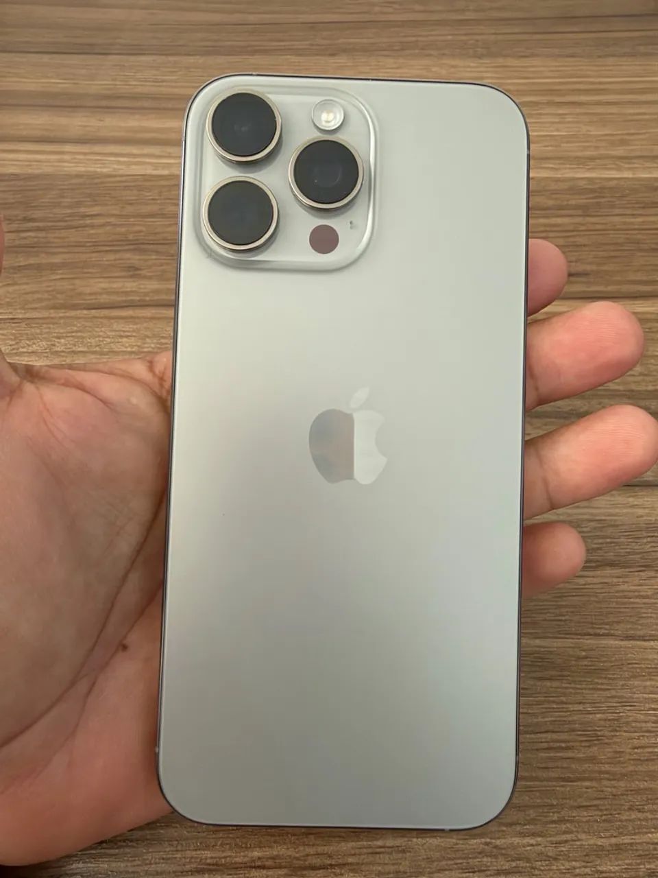 iPhone 16 Pro Max 256GB Titânio Natural - Único dono, Impecável.