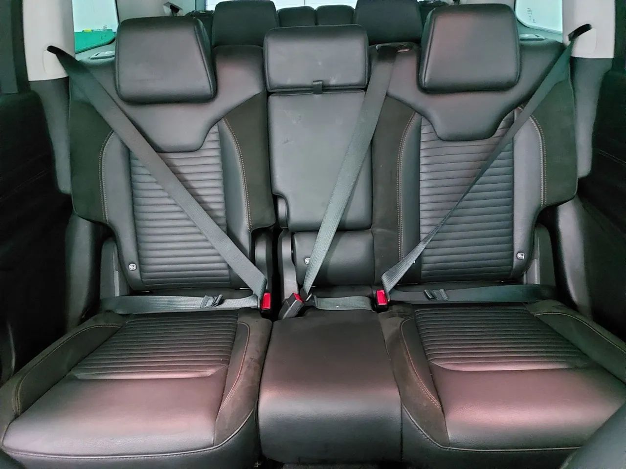 Jeep Commander Limited T270 1.3 TB Flex Aut., foto 18 de 18