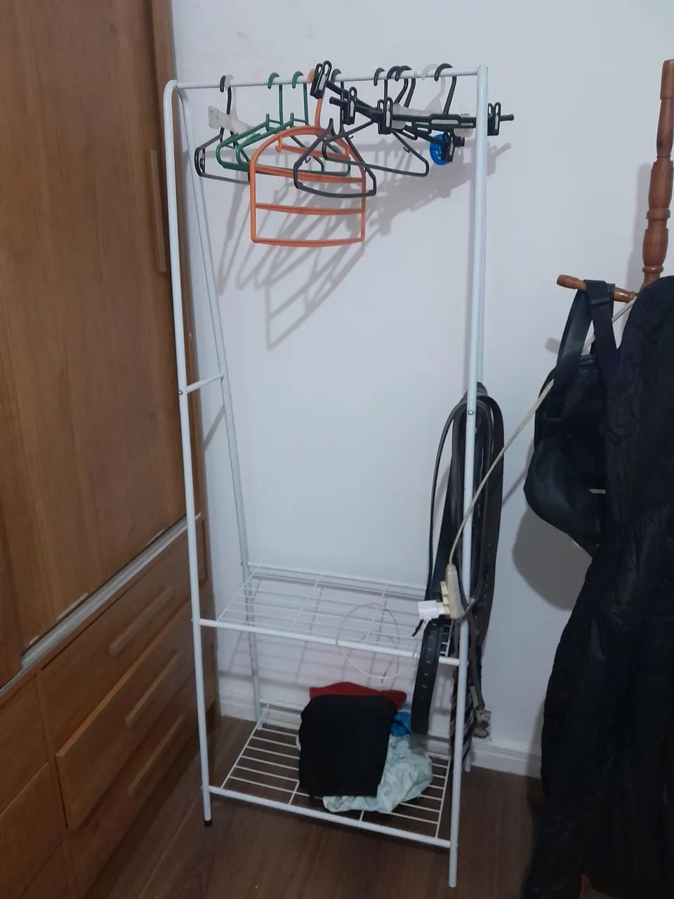 Vendo arara de roupa - Foto 2