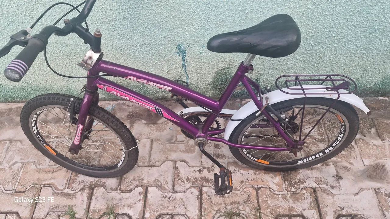 Bicicleta aro 20 ótimo estado roda aero - Foto 2