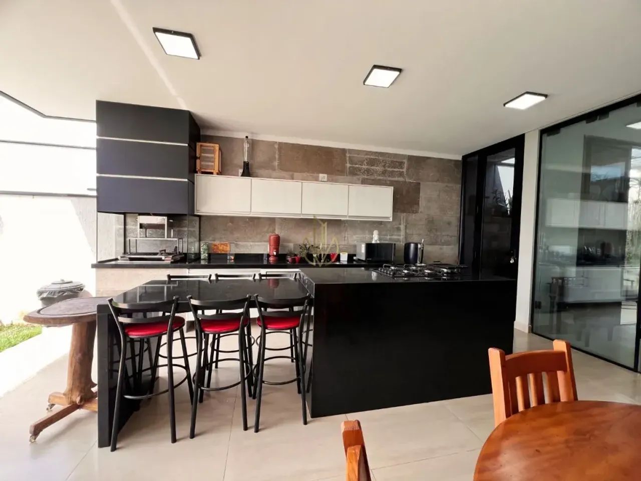 Casa Térrea no Condomínio Colinas com 3 suítes à venda, 210m² - Foto 5