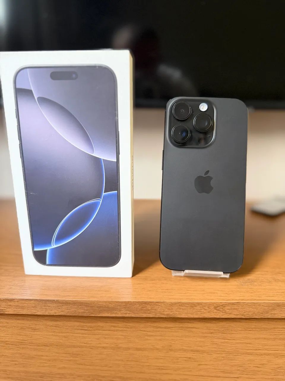 IPHONE 16 PRO 256GB - BLACK TITANIUM  - Foto 3
