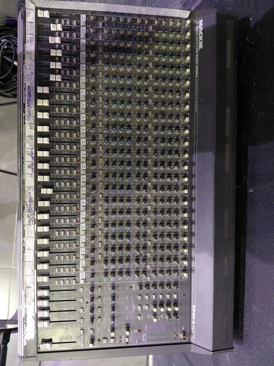 Mesa Makie 244 Pro 