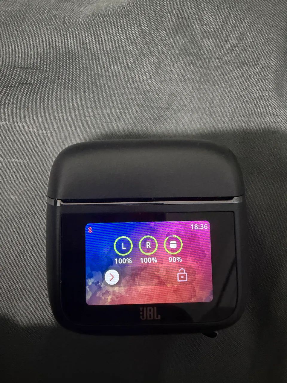 JBL tour pro 3