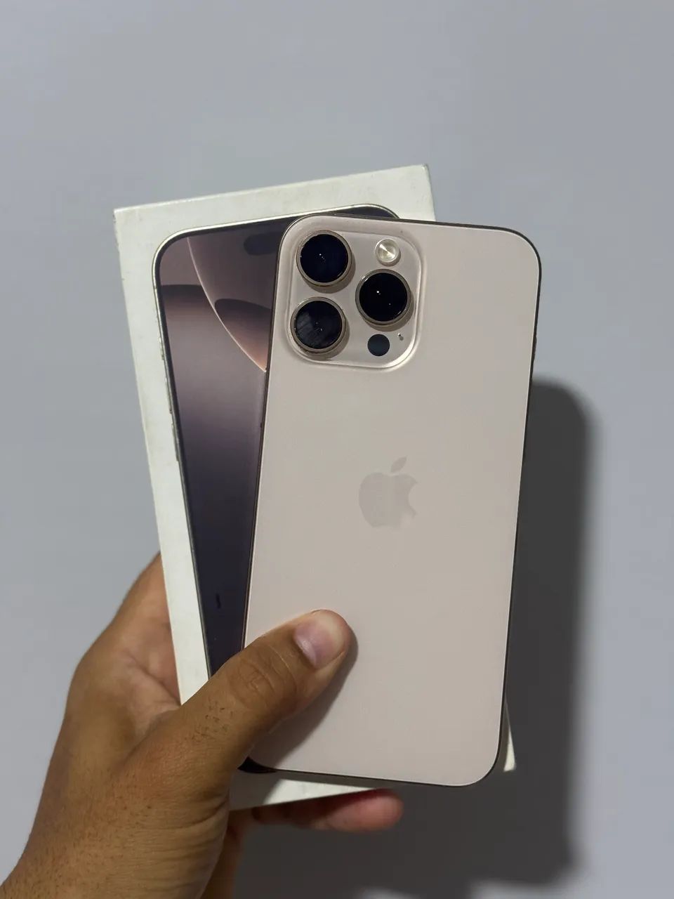 16 pro max 256 NOVO IGUAL A ZERO 