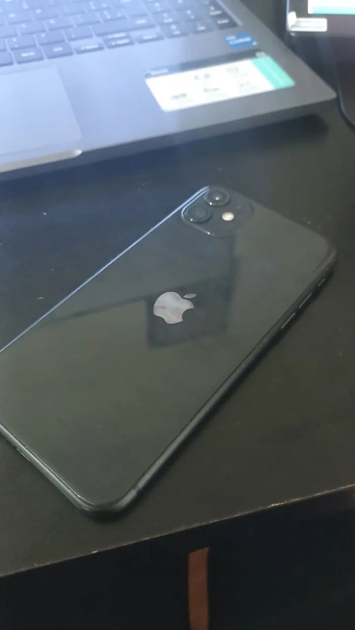 IPHONE 11 - 64 GB - Foto 2