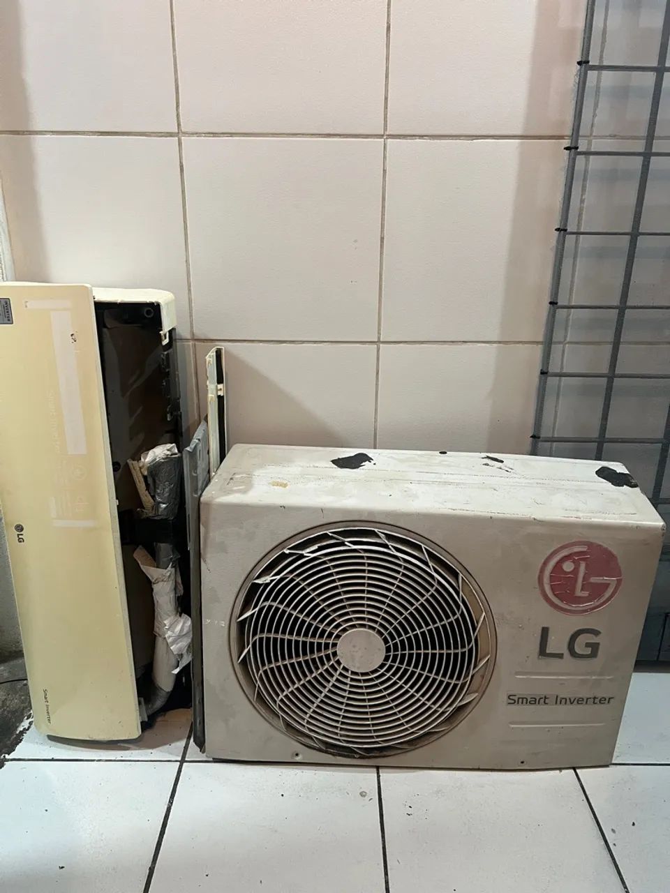 Ar condicionado inverter com defeito