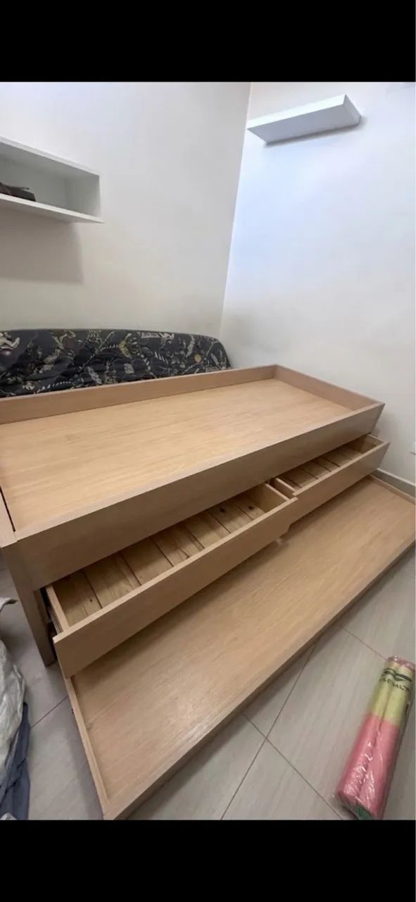 Cama gavetão seminova