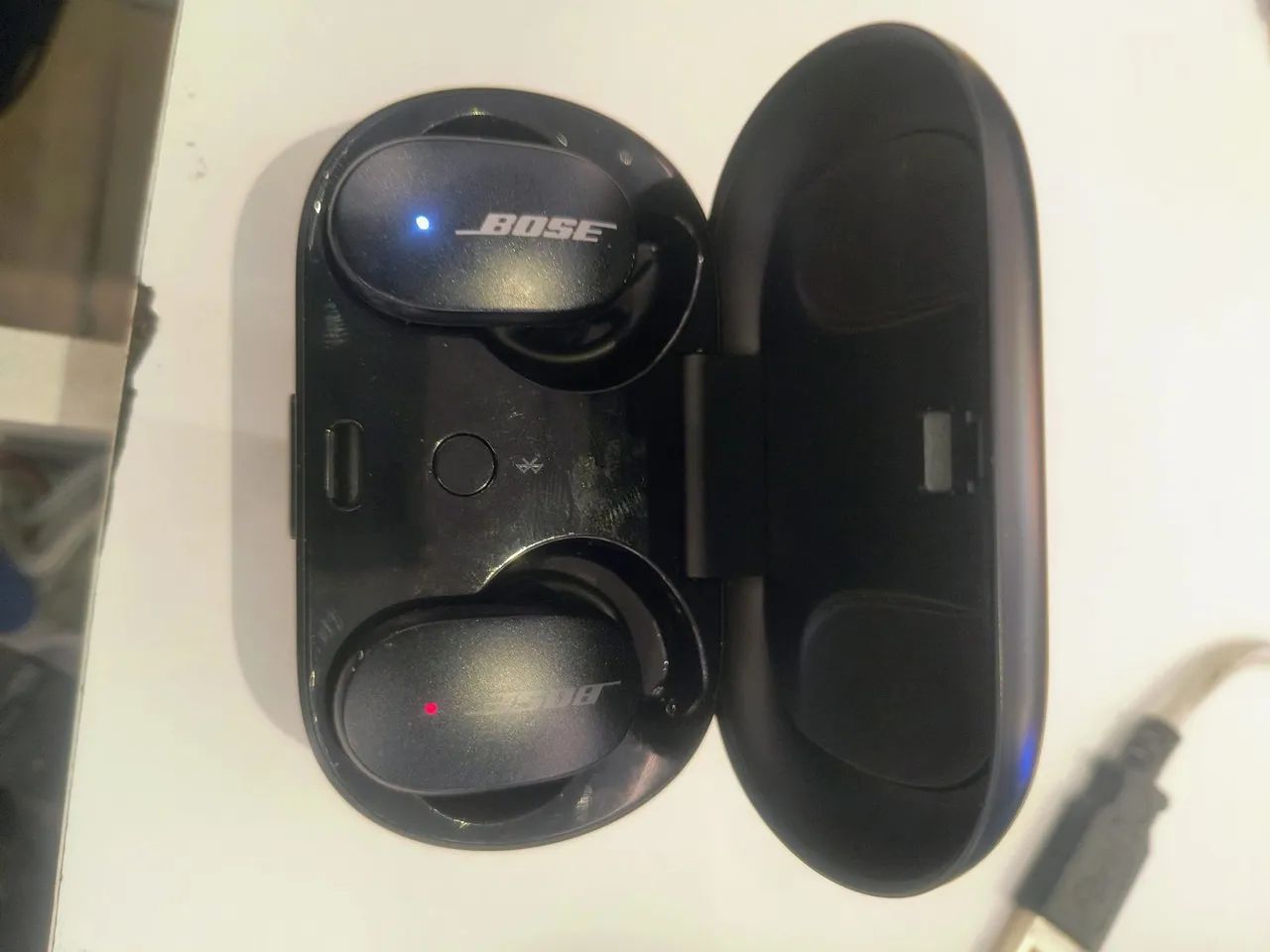 Bose quiet comfort earbuds com defeito  - Foto 2