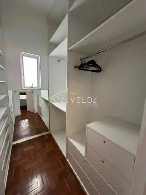 Apartamento : Padrão / Residencial / Humaitá 1