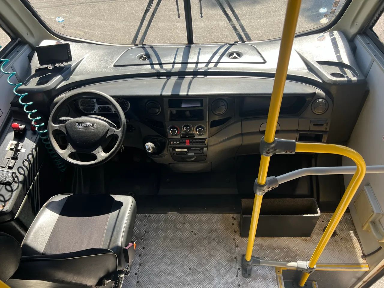 Micro Ônibus 2019 30 Lugares WhayClass 70c17 iveco  - Foto 5