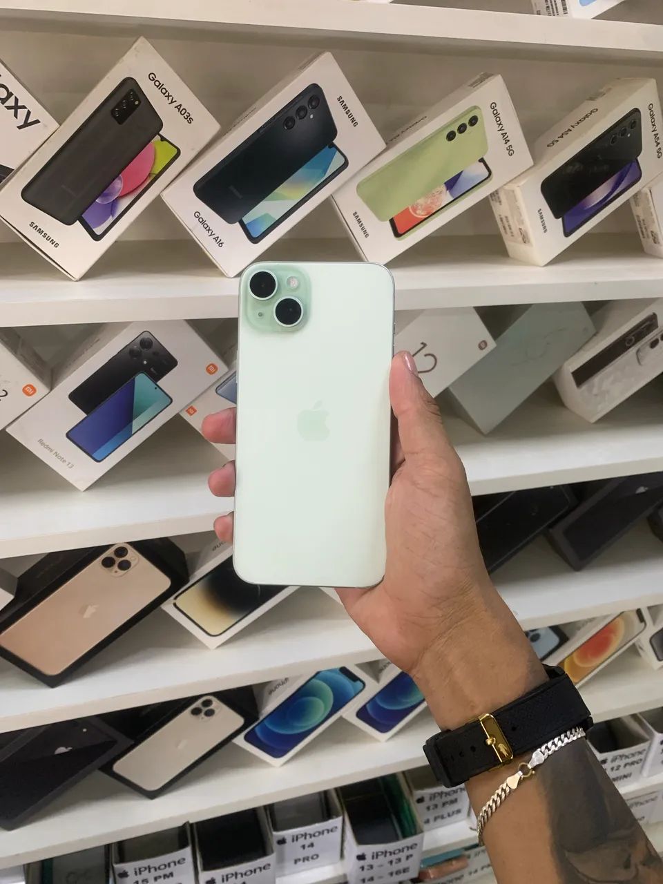 IPHONE 15 PLUS 