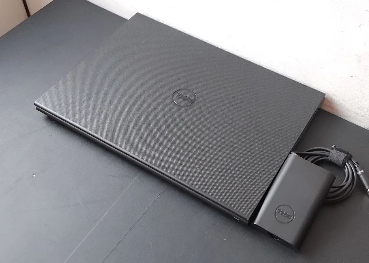 Notebook DELL i5/ GeForce/ SSD