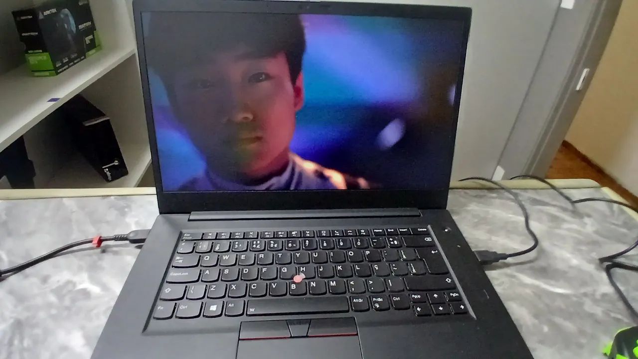Lenovo ThinkPad i7 10Th Gen  - Foto 5