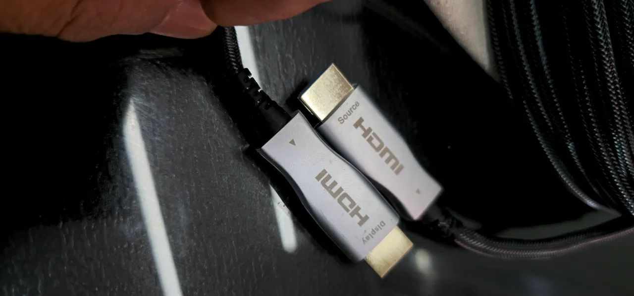REFORMA E CONSERTO DE "HDMI DE FIBRA ÓPTICA " 