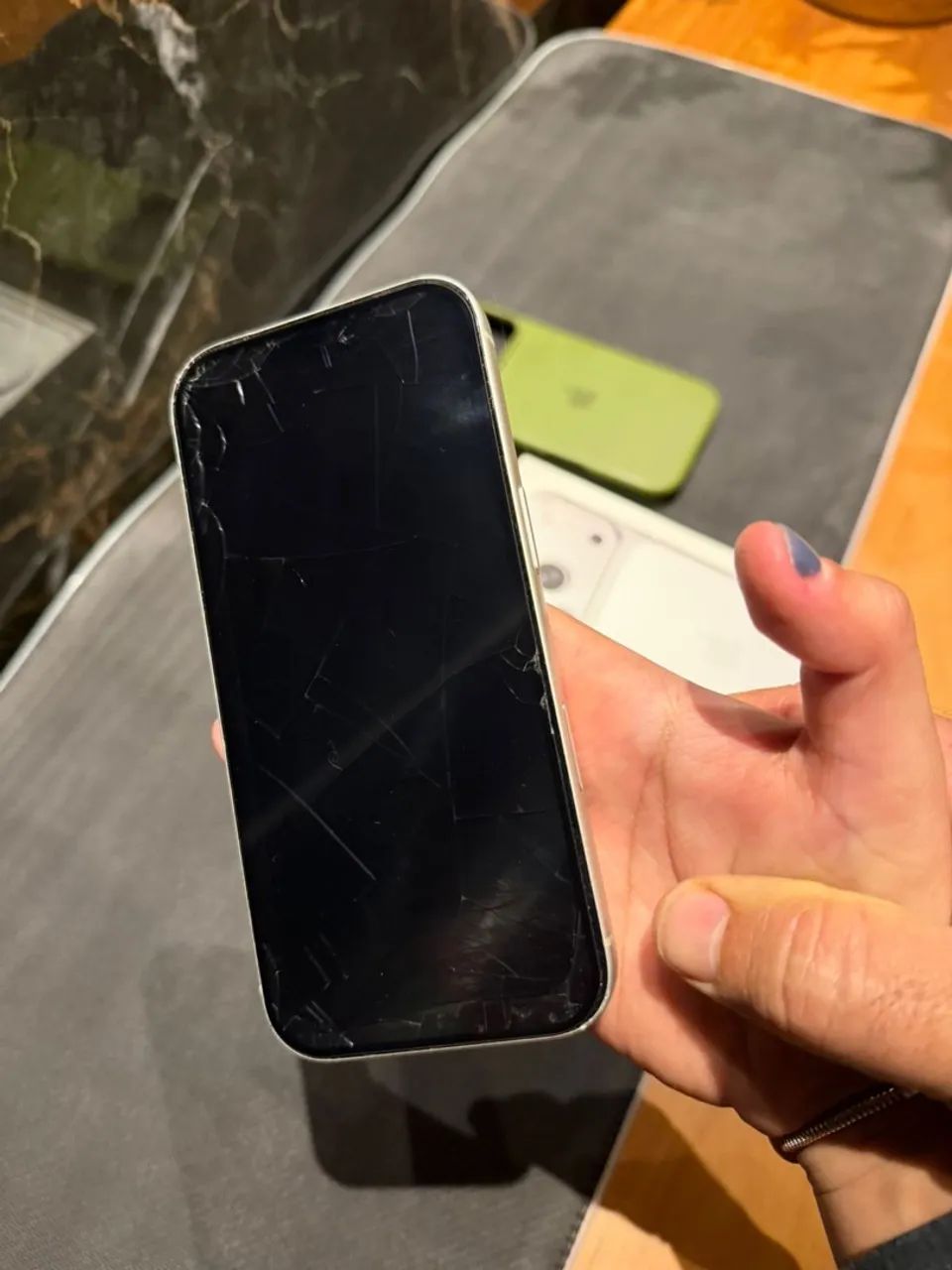 Iphone 17 Pro - Prata 256 GB - Foto 3