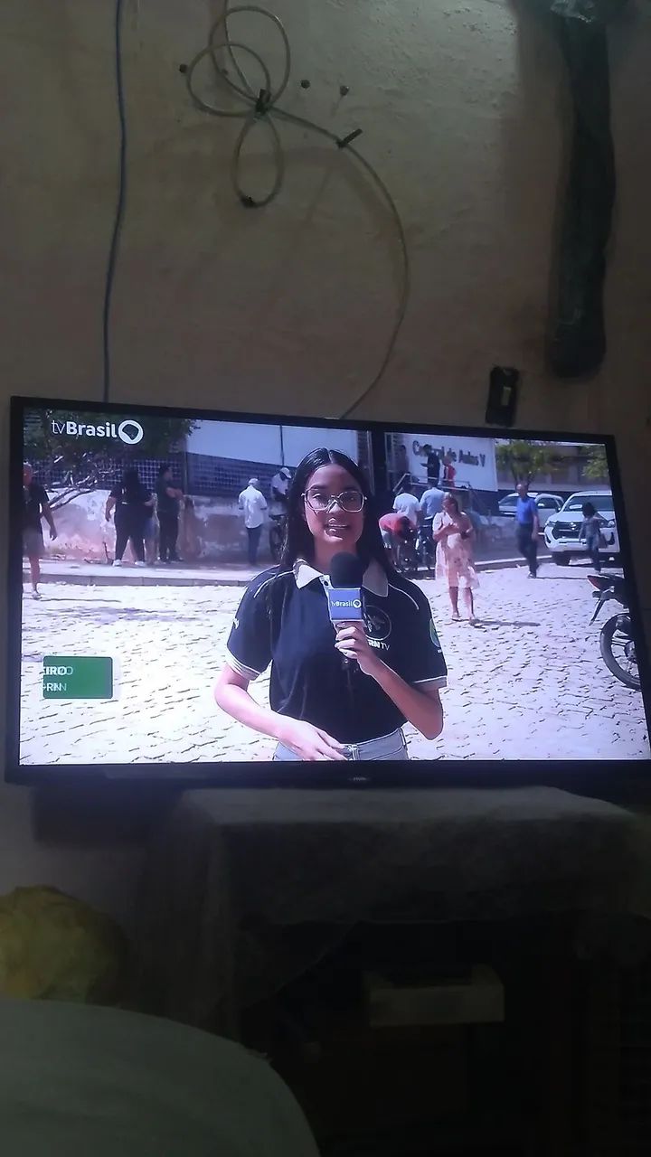TV AOC 43 polegadas smart  - Foto 3