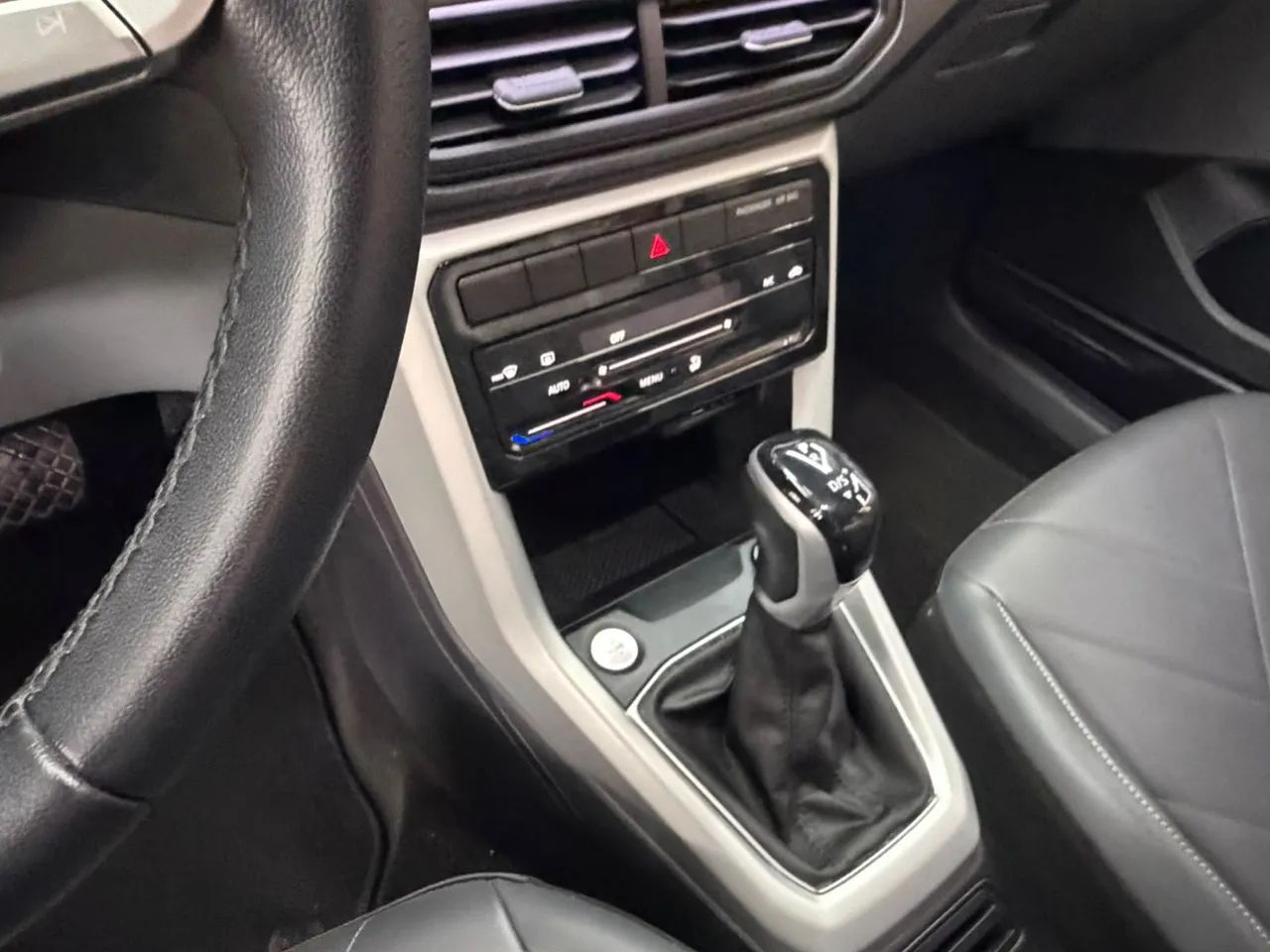 Volkswagen T-Cross Comfortline 1.0 TSI Flex 5P Aut., foto 15 de 20